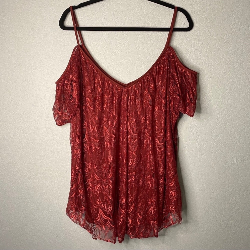 Women’s Off the Shoulder Lace Top